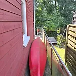 펜션 Am Wasser, Bootshaus *